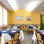 Petrarca 3* Rimini
