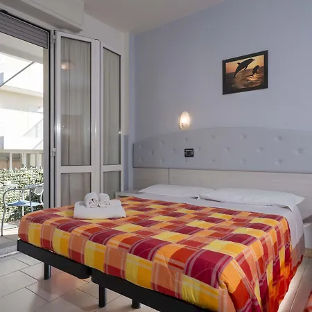 Petrarca Hotel 3*