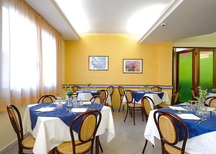 Petrarca 3* Ρίμινι